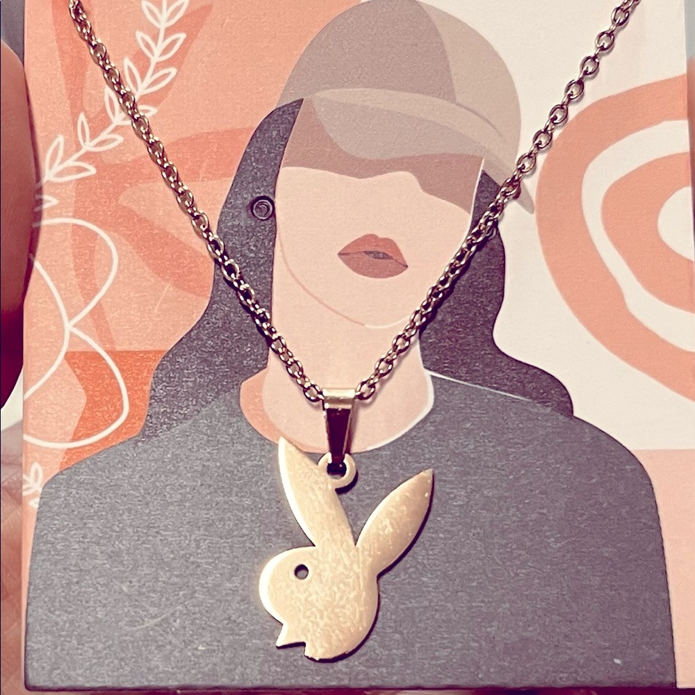 Playboy Bunny necklace & earrings